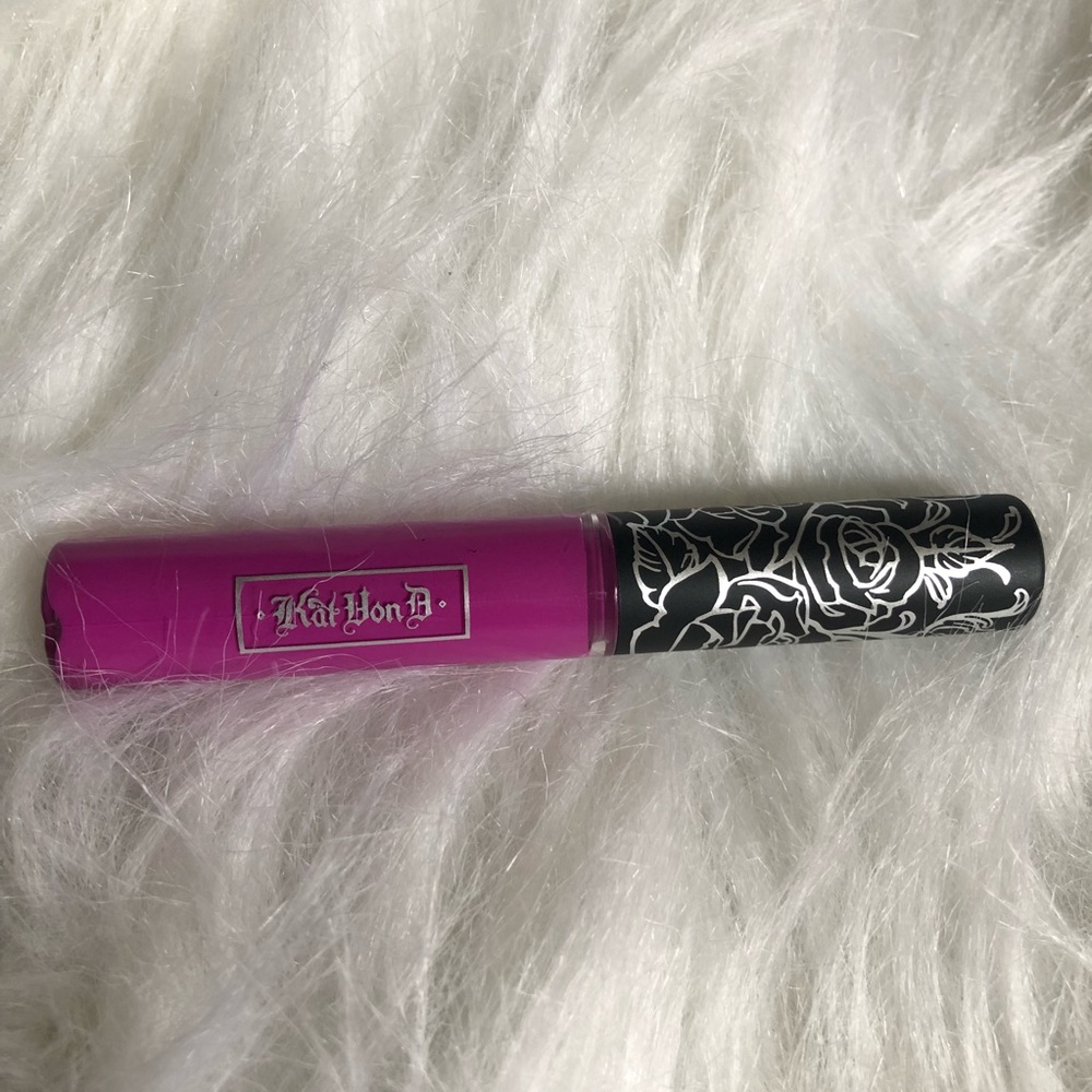Kat Von D Lipstick  K-Dub NEW!